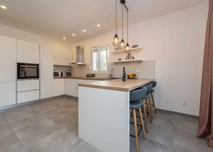 Angela Luxury Ii * Zadar