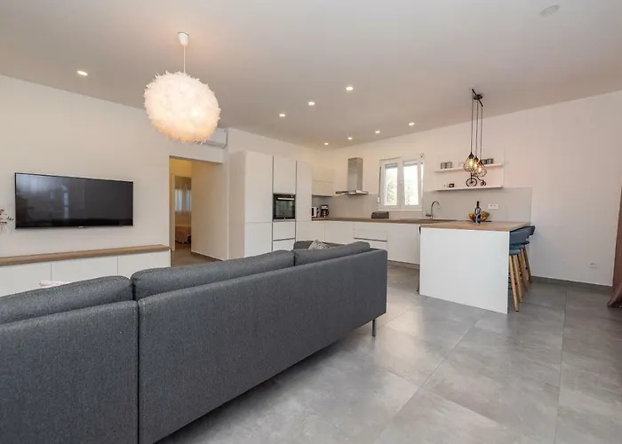 Angela Luxury Ii * Zadar